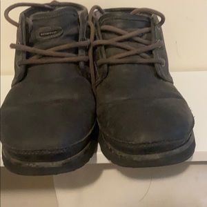 Waterproof Ugg’s. Size 5.